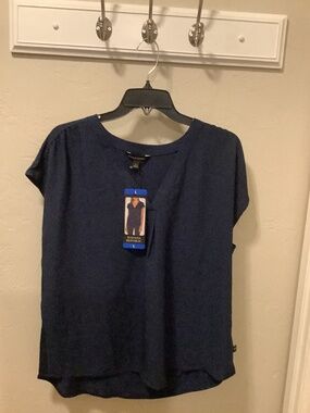 Banana republic, women’s top size large
